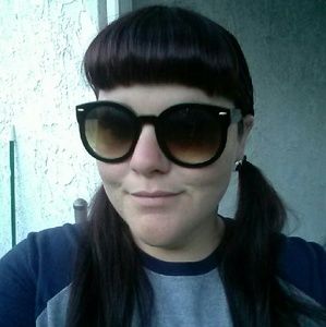 Meet your Posher, Blythe