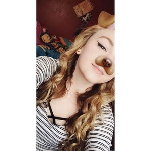 Meet your Posher, Chaella