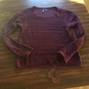 maroon sweater