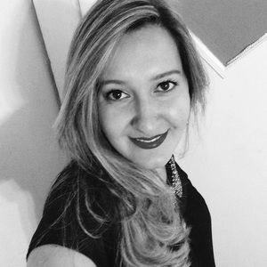 Meet your Posher, Ana