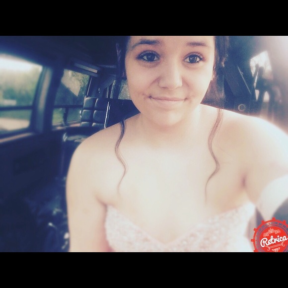 Meet your Posher, Araiha