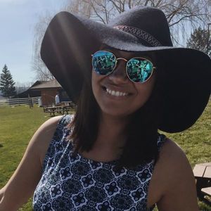 Meet your Posher, Isabella