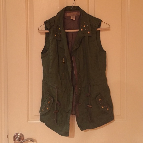 Army green vest