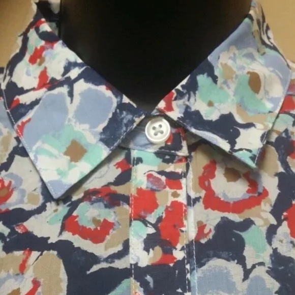 COLDWATER CREEK FLORAL SHIRT ~ NWT - Picture 2 of 3