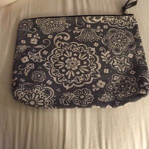 Zipper Pouch by Thirty-One