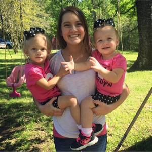 Meet your Posher, Chloe