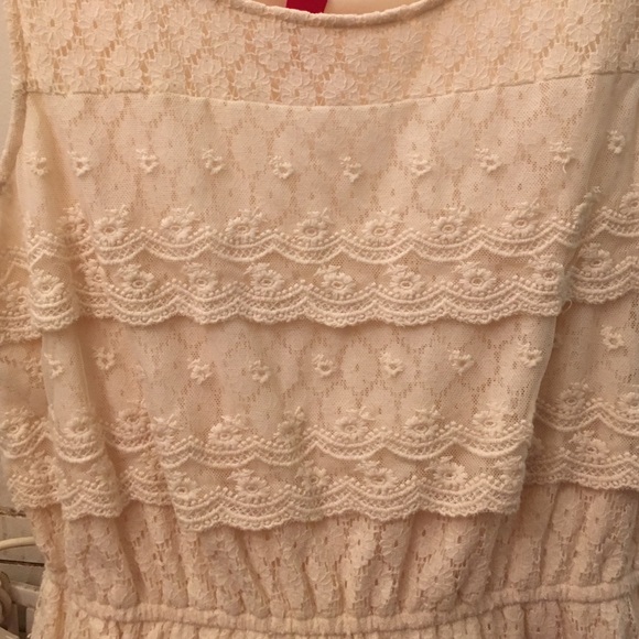 Beige Summer Dress - Picture 3 of 4