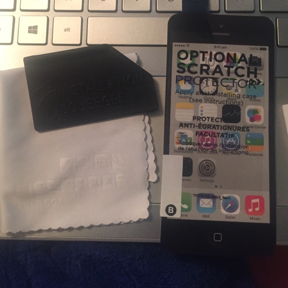 Lifeproof iPhone 5c Nüüd - Used ‼️MAKE OFFERS‼️ - Picture 3 of 4