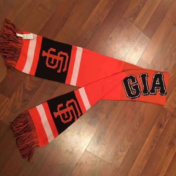 SF Giants scarf