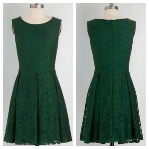 EMERALD LACE MODCLOTH DRESS