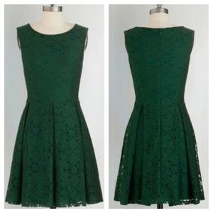 EMERALD LACE MODCLOTH DRESS