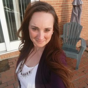 Meet your Posher, April