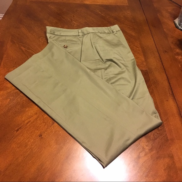 Tommy slacks