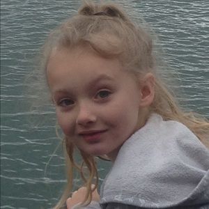 Meet your Posher, Holly