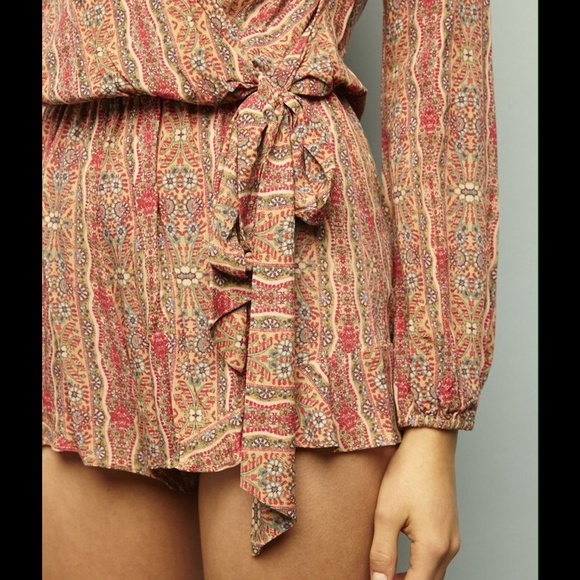 💕 SUMMER SALE 💕 Evan Romper (S, M, L) - Picture 3 of 4