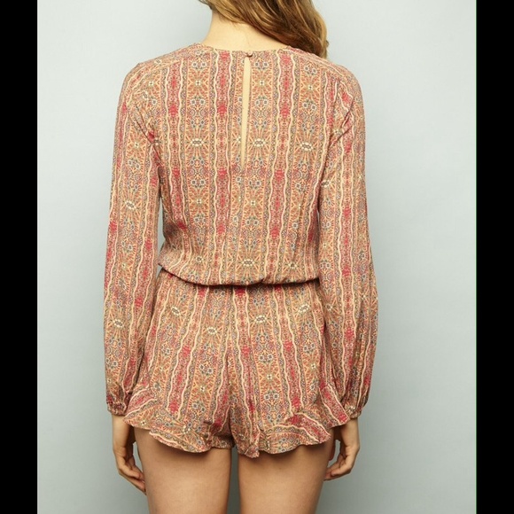 💕 SUMMER SALE 💕 Evan Romper (S, M, L) - Picture 4 of 4