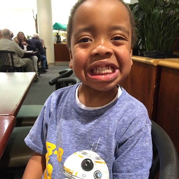 Meet your Posher, Suzan - Picture 1 of 1