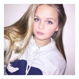 Meet your Posher, Haillee