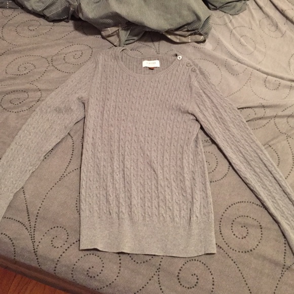Grey sweater