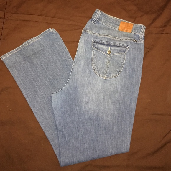 20W Regular Flare Jeans