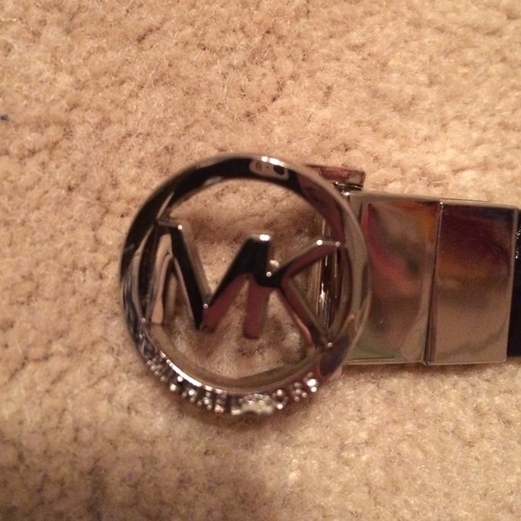 1 HOUR SALE👑 Michael Kors belt