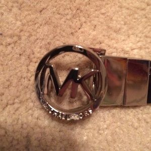 1 HOUR SALE👑 Michael Kors belt