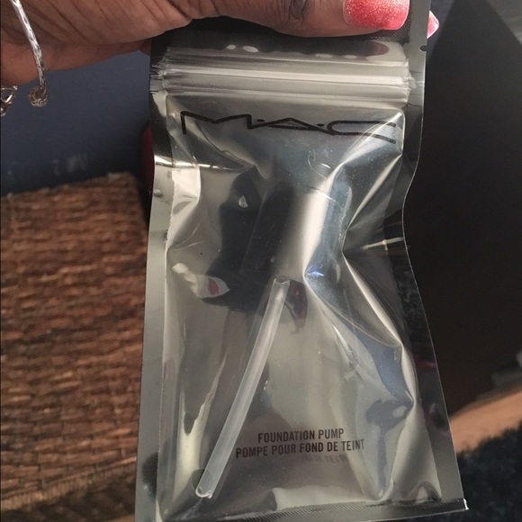 MAC foundation pump