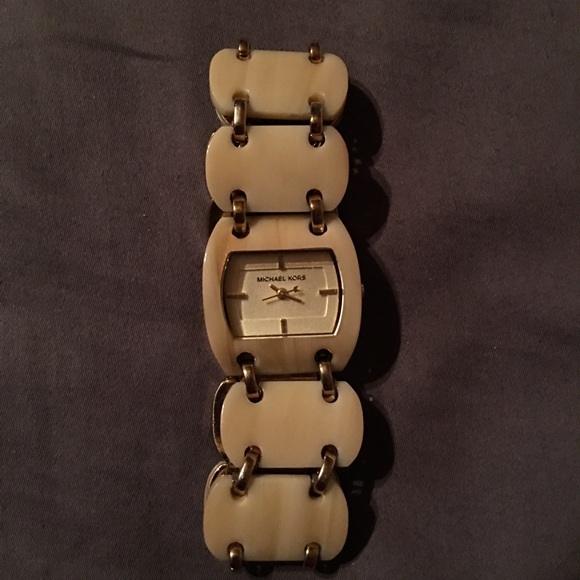 FINAL MARKDOWN Michael Kors tortoise shell watch