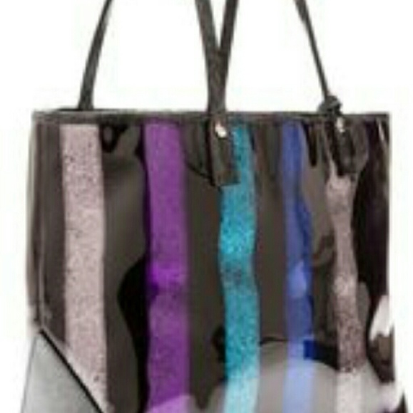 Henri bendel