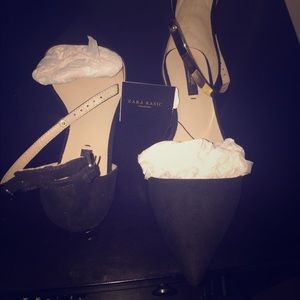 Zara size 8 ankle strap flats sext NWT