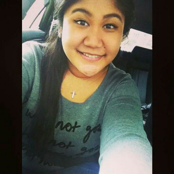 Meet your posher - Picture 3 of 3