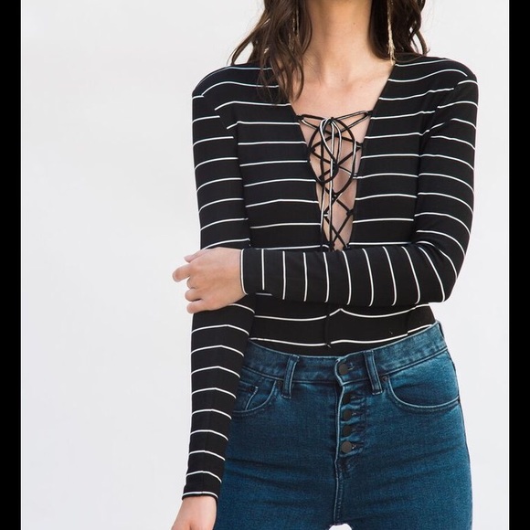 Scarlett Lace Up Bodysuit (S, M, L) - Picture 2 of 4