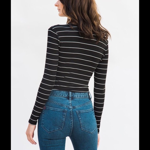 Scarlett Lace Up Bodysuit (S, M, L) - Picture 3 of 4