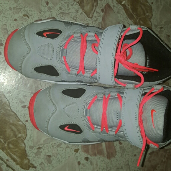 Nike ?? - Picture 1 of 4