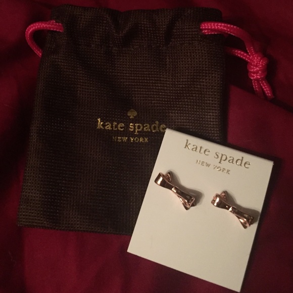 Kate Spade rose gold now earrings 🎀