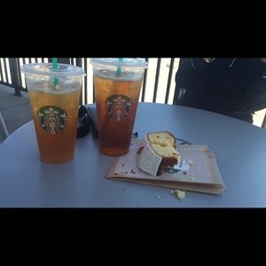 Meet your Posher, Maya