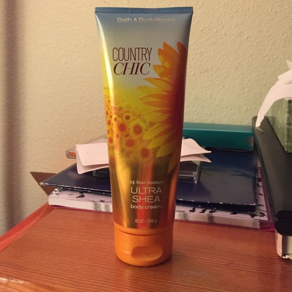 Bath & Body Works Country Chic Lotion