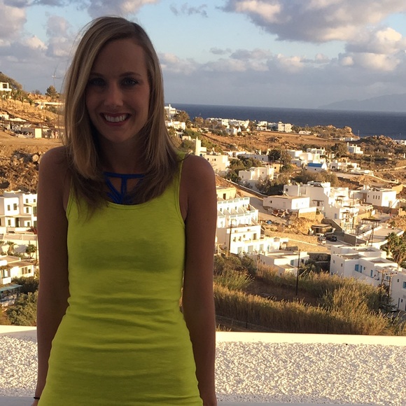 Meet your Posher, Darci - Picture 2 of 4