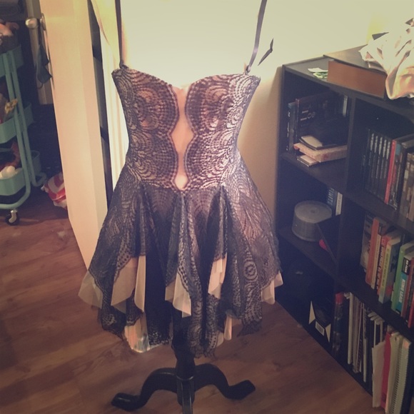 Bnwt bcbg nude and lace dress
