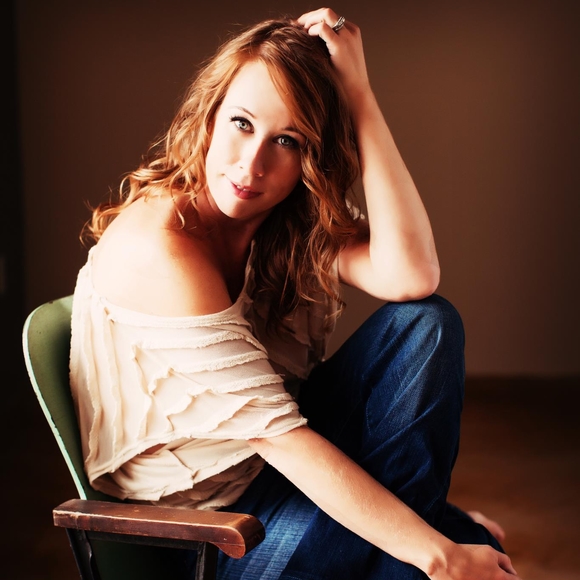 Meet your Posher, Vanessa - Picture 1 of 1