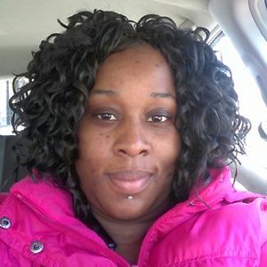 Meet your Posher, Nakia