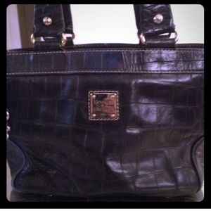 Must sell !! Black leather Dooney N Bourke