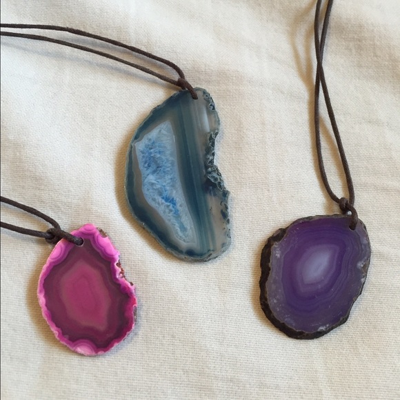 FREE GIFTS: Geode Stone Necklaces