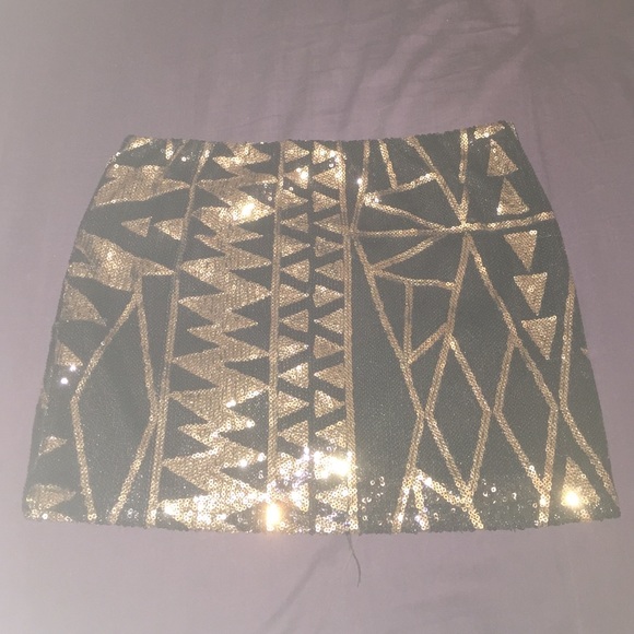 Mini skirt - Picture 1 of 3