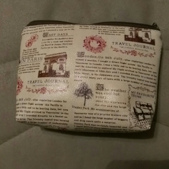 Make up bag.😁
