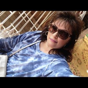 Meet your Posher, Lori