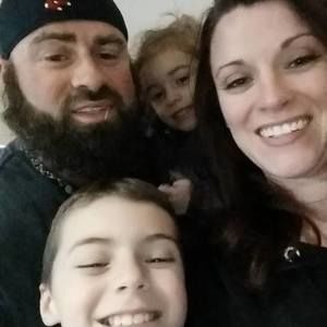 Meet your Posher, Nickie