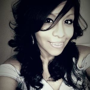 Meet your Posher, Delia