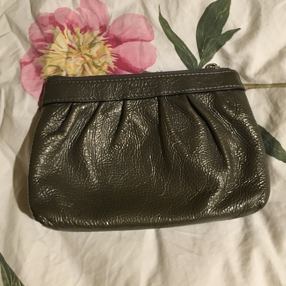 ⚡️FLASH SALE⚡️Coach 💯 authentic gorgeous wristlet - Picture 1 of 4