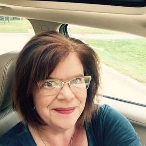 Meet your Posher, Holly